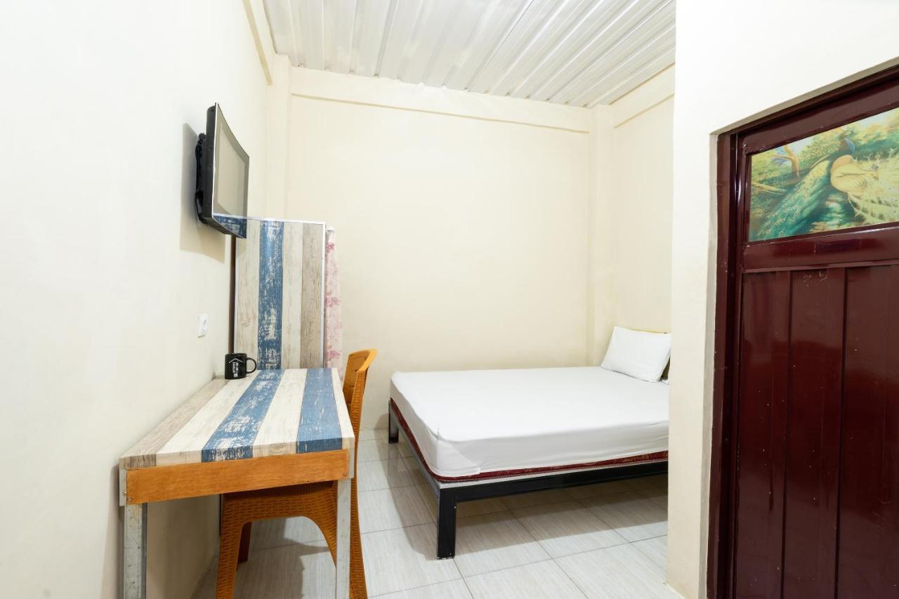 Oyo 2098 Homestay Kk Ngaglik Zewnętrze zdjęcie