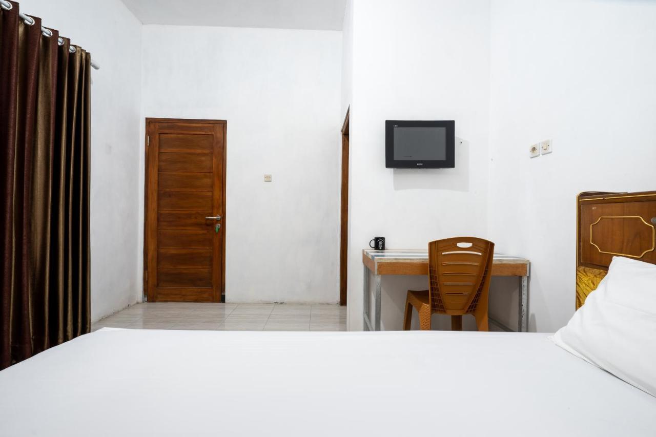 Oyo 2098 Homestay Kk Ngaglik Zewnętrze zdjęcie